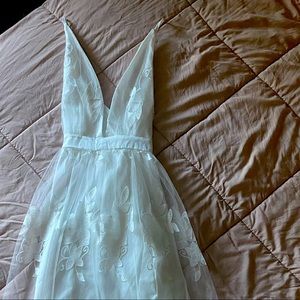 Plunging White Floral Dress Size S